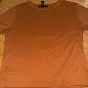 Forever 21 women's size M cropped t-shirt rust color Round neck short sleeves